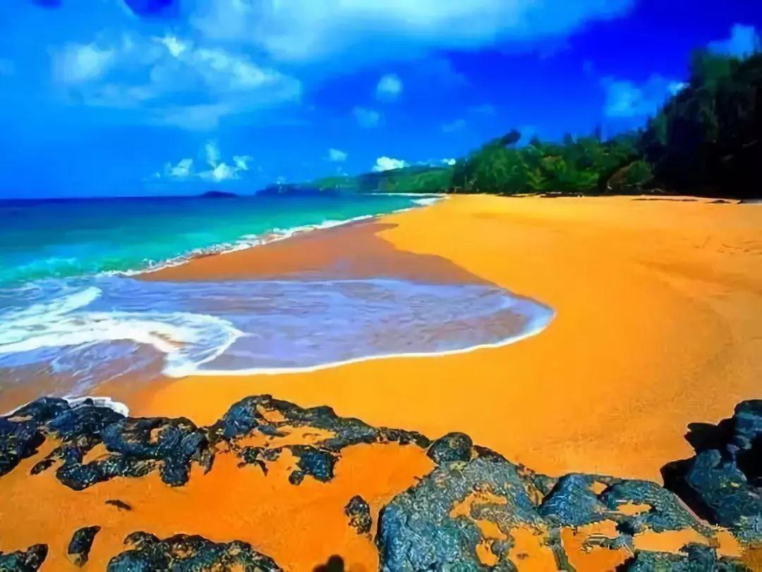 世界上最美的12种颜色的沙滩（你最钟爱哪一种）