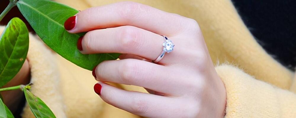女生戒指的戴法和意义是什么（具体解析可参考下面）